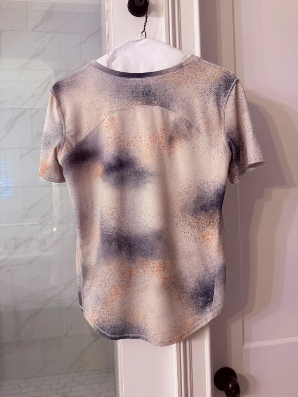 Lululemon Running & Training Shirt Size 6